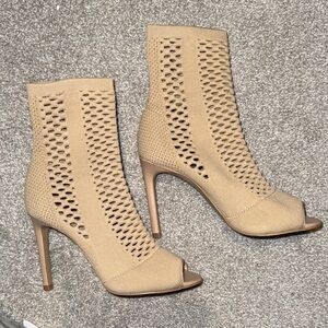 Charles By Charles David Beige Peep-Toe Heels